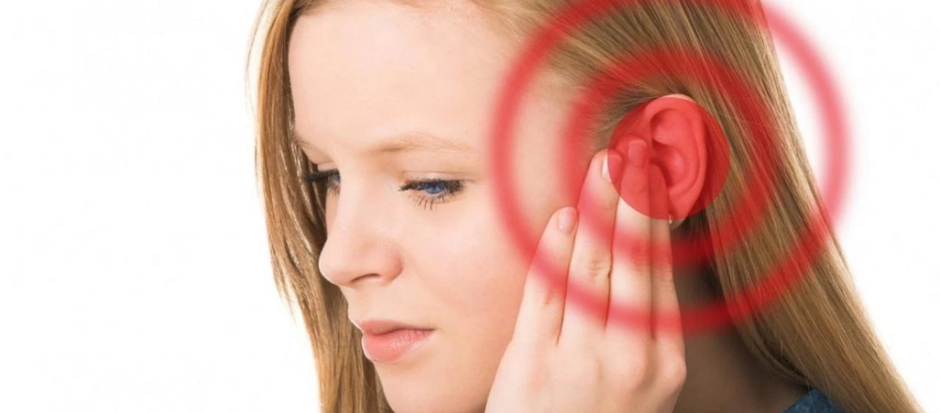 Εμβοές: Τι είναι το «κουδούνισμα» στα αυτιά; - Αίτια & αντιμετώπιση